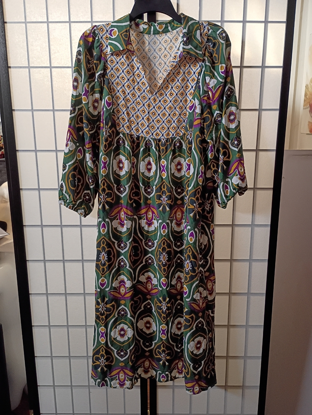 Green Mixed Floral Patchwork/ Geometric V Neck Maxi Dress With Pockets